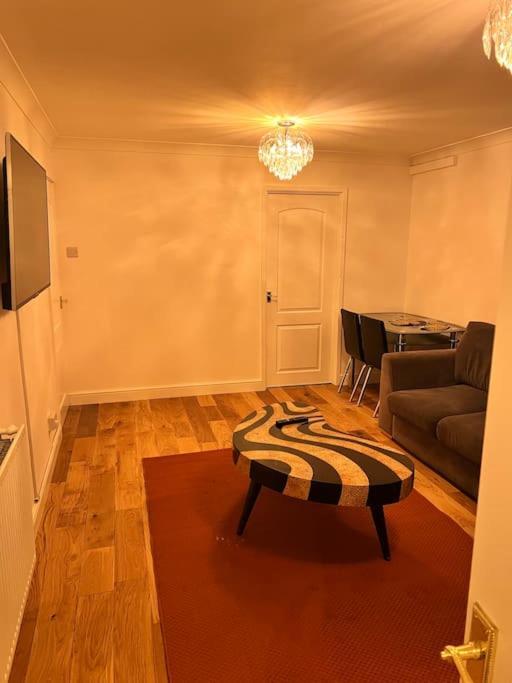 2 Bed Solihull Near Nec Airport, Jlr, Resort Wrld Exteriér fotografie